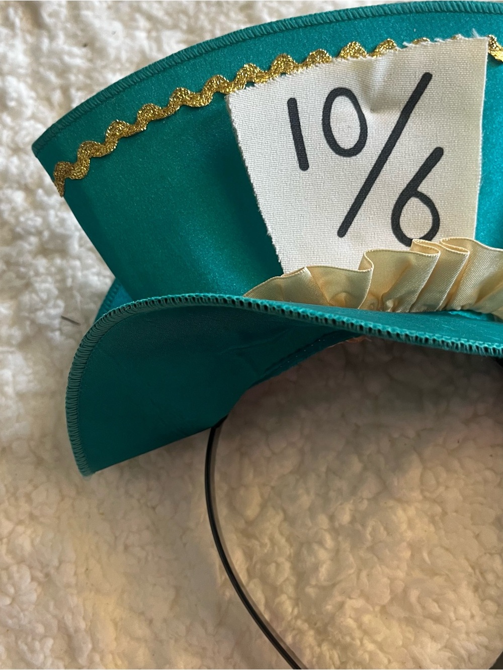 Women’s Mad Hatter Costume - Picture 5 of 5